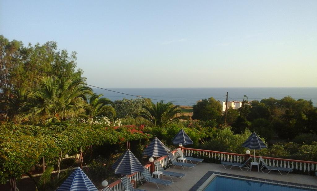 Knossos Aparthotel Panormos  Exterior photo